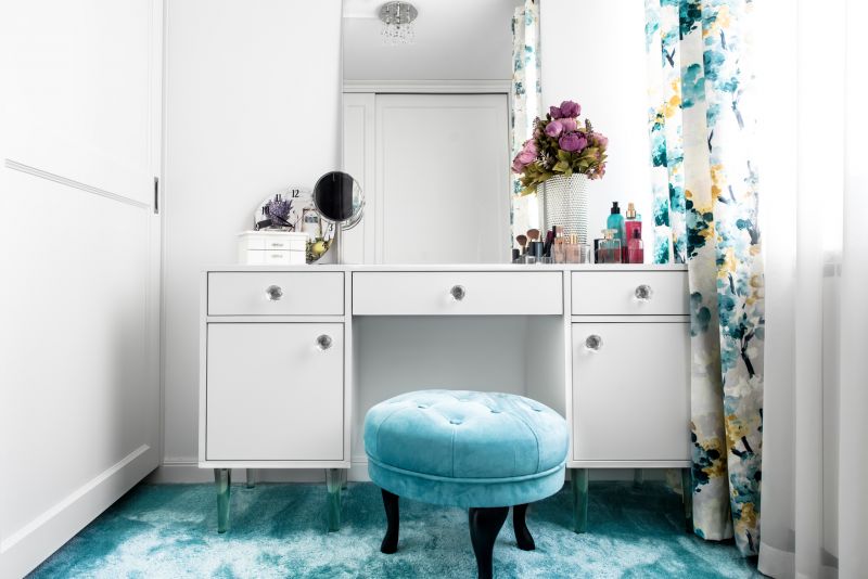 Stylish Vanity Sets